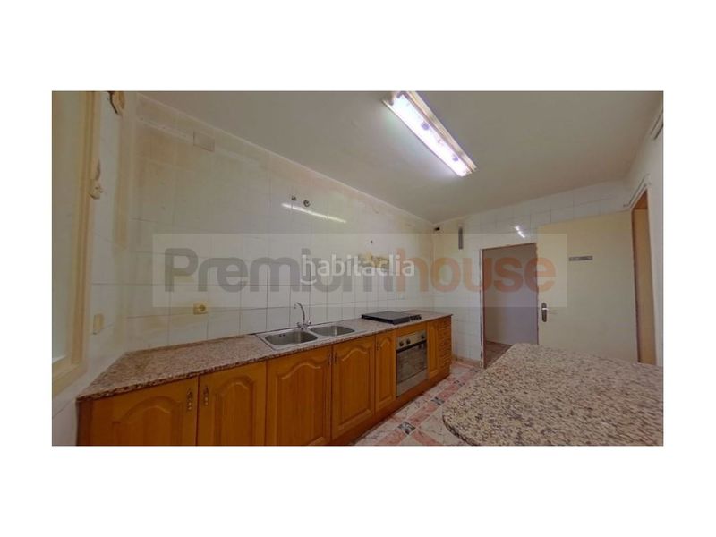 Foto 826f3044-c27d-4a9e-9087-d148f0e4d498. Pis a Espluga de Francolí (L´)