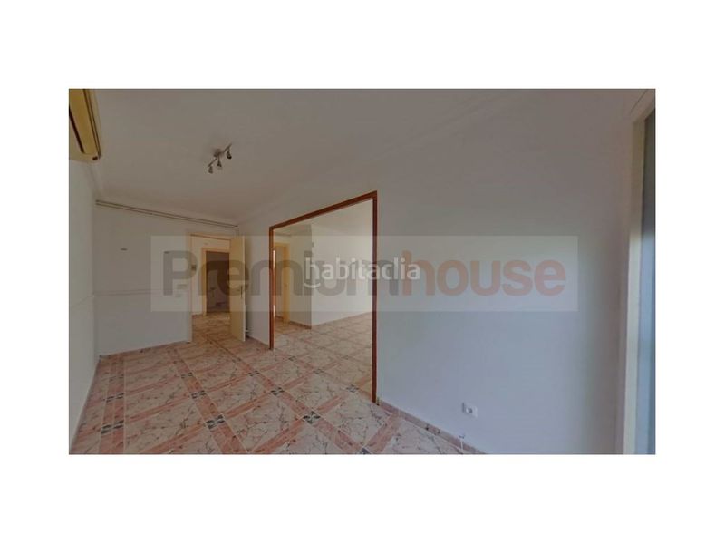 Foto b82cf597-a36c-48cb-87d8-3372591aec16. Pis a Espluga de Francolí (L´)