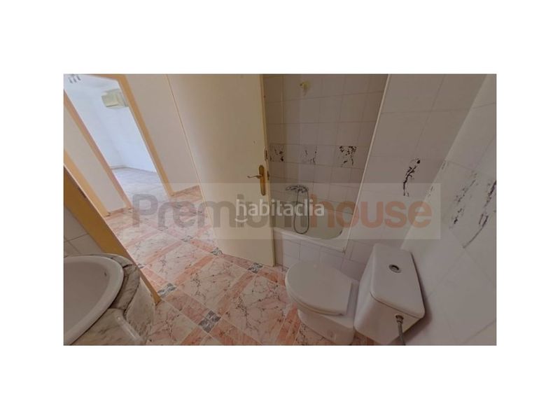 Foto daddf7af-934c-420d-a01c-1d52c54c6f5e. Pis a Espluga de Francolí (L´)