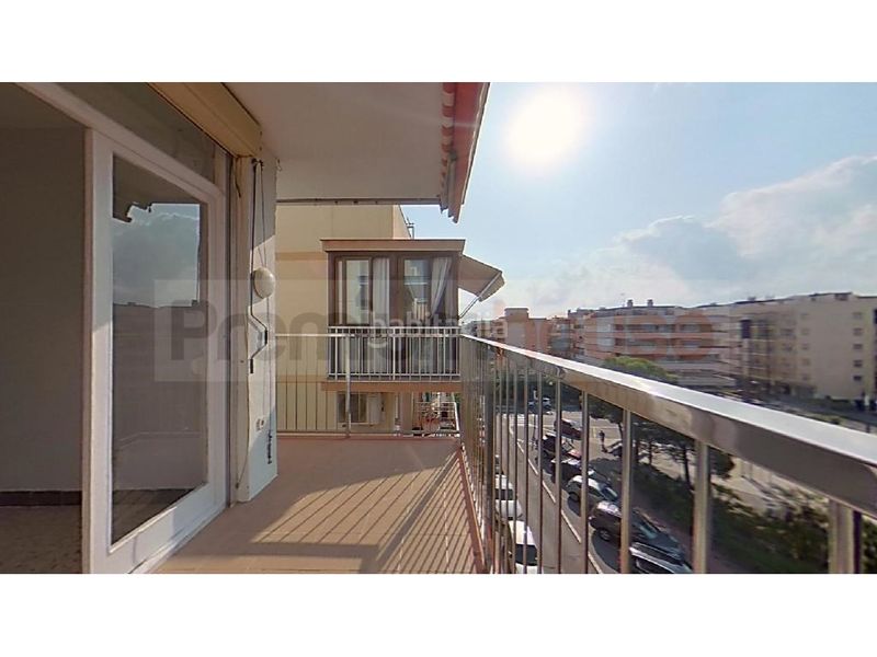 Foto 8cd97b0d-5ca1-4abd-be8c-b0155eb8f4c7. Apartament a Platja de Ponent Salou