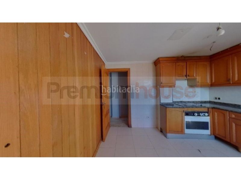 Foto 15ef54fc-01cb-4b3a-a1b8-feecdf562da7. Pis a Llevant Reus