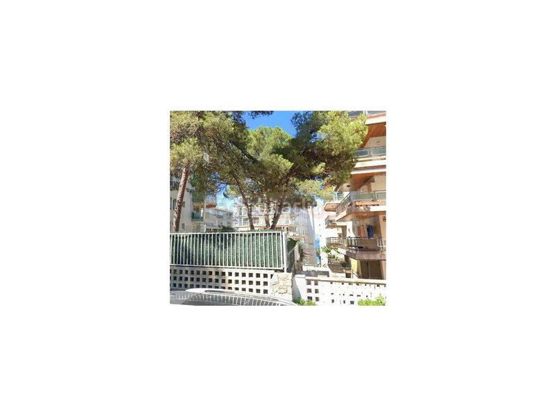 Foto 0935d31d-13e3-4ae7-a0ab-b15ecfdc0b72. Local comercial a Mar i Camp - Platja dels Capellans Salou