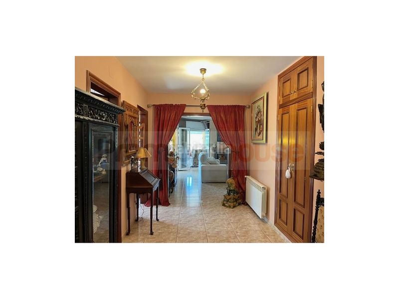 Foto ebc7f8b4-c298-45da-8c88-d441b95e9fb4. Xalet amb calefacció aparcament a Pratdip