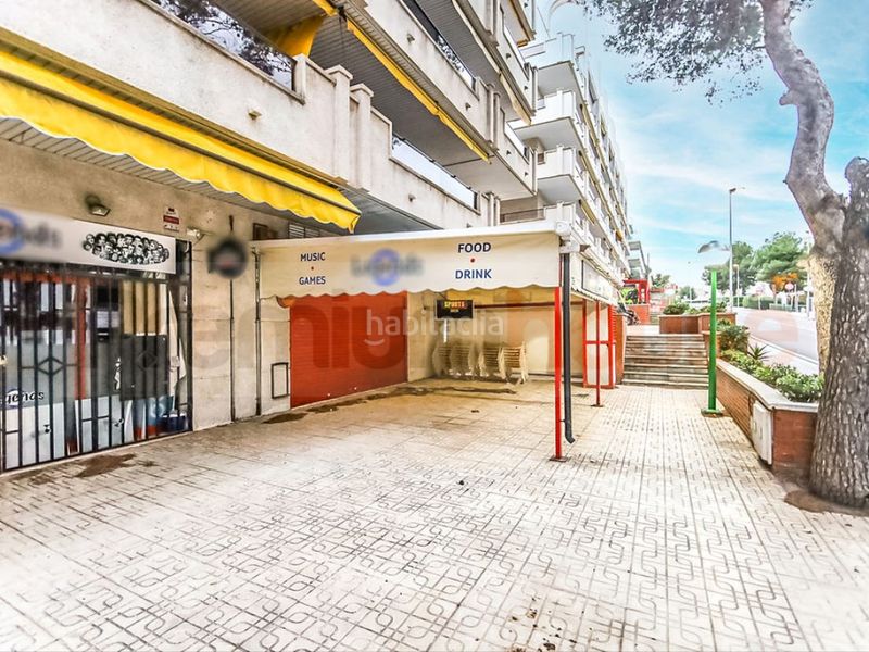 Foto e1a4d2b6-221a-49bb-b5f0-71f285e5ebf9. Local comercial a pla de maset - cap de Salou Salou