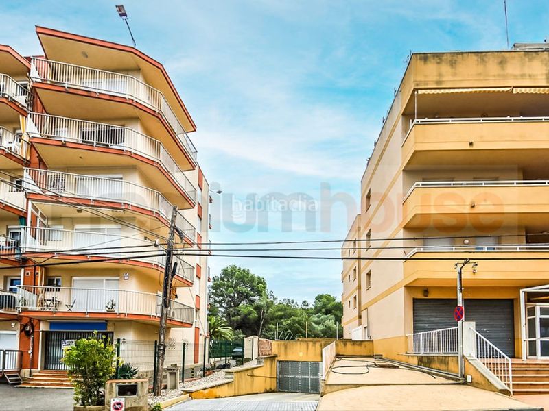 Foto fb993984-cd55-4272-83f3-79f80cd34668. Local comercial a pla de maset - cap de Salou Salou