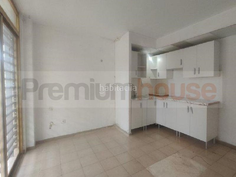 Foto 4939c334-7b03-4e06-8b8e-7a5ea4be2ce7. Pis a Mar i Camp - Platja dels Capellans Salou