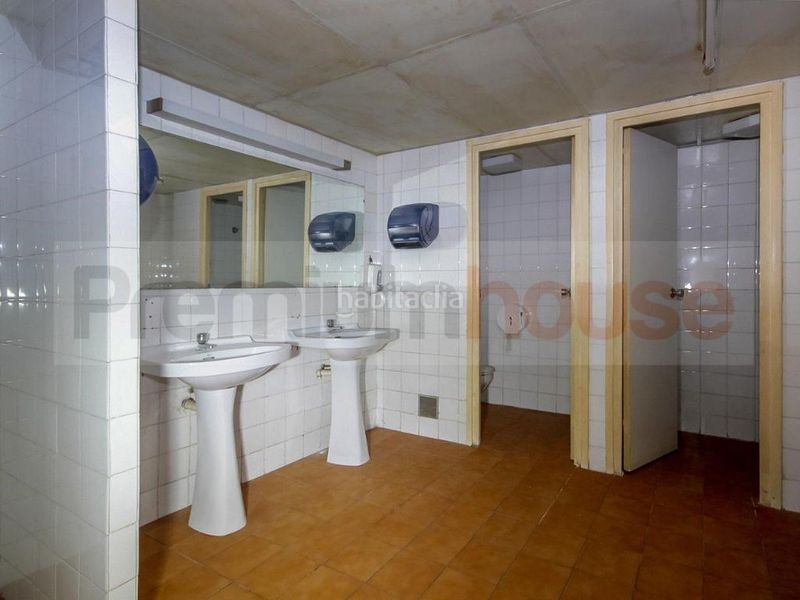 Foto 9fef71af-c448-4c66-a639-bcb8afea7e85. Local comercial a Sant Martí de Provençals Barcelona