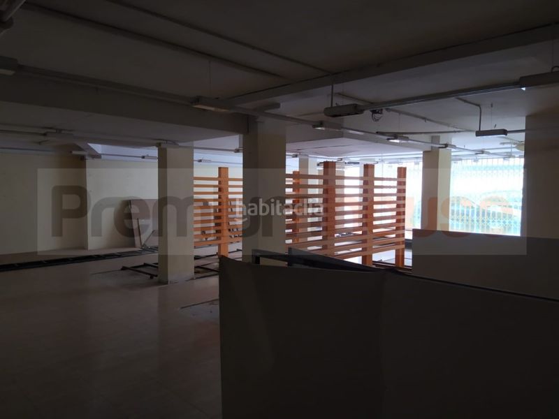 Foto 65f43fbe-a551-4860-accf-41a05c7fcc47. Local comercial a Centre Viladecans