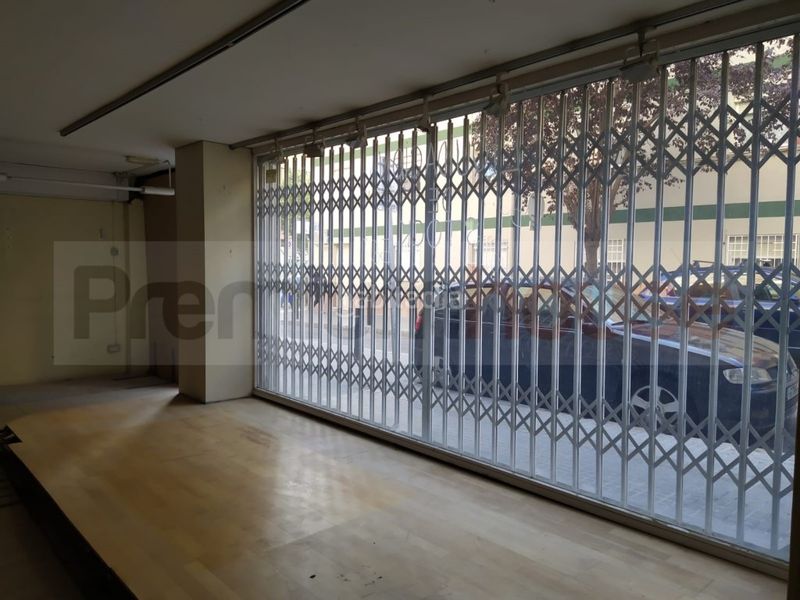 Foto 9a98abeb-c633-4552-bdd4-942e14d4ddd7. Local comercial a Centre Viladecans
