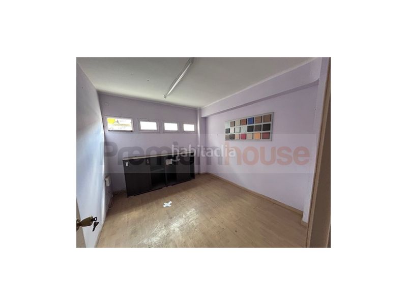 Foto 1fae7d32-2582-4ca6-9e39-49e27dbbe089. Local comercial a Llevant Reus