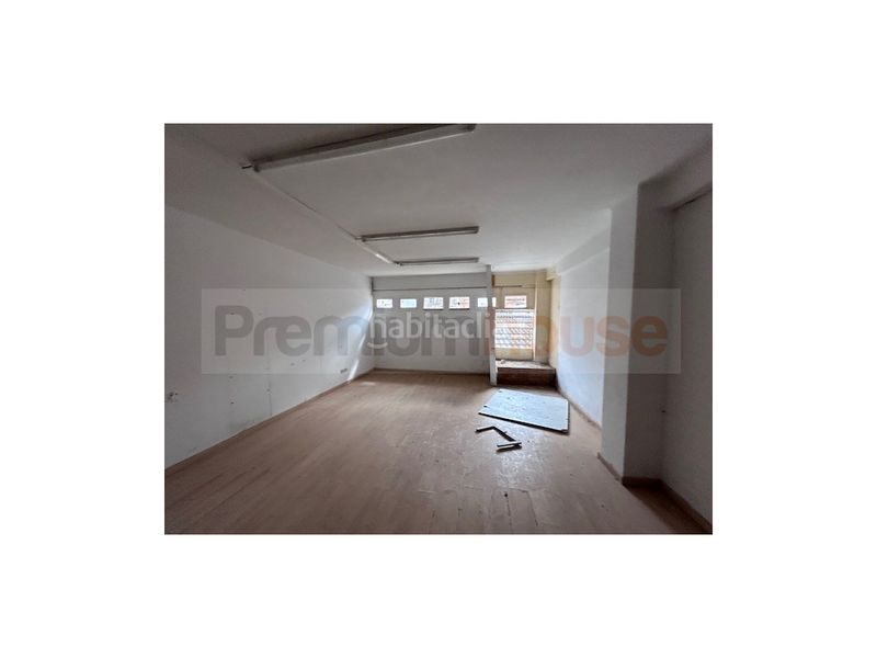 Foto 7a567472-2e19-407b-8a78-4594c45a8d0a. Local comercial a Llevant Reus