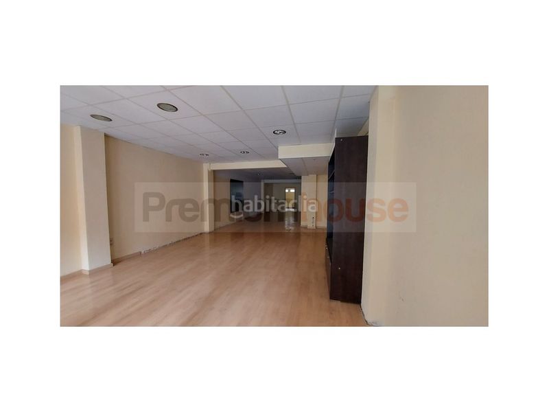 Foto 91b214c5-b652-4647-b8cb-161db2827a71. Local comercial a Llevant Reus