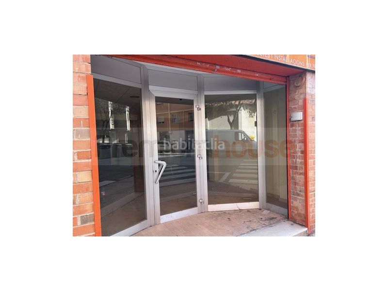 Foto a0f0b410-8061-4769-b076-6c2a9b70f248. Local comercial a Llevant Reus