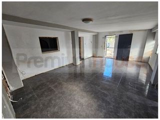 Casa  Camino estellers al matet, dels. Casa independiente para reformar situada en las afueras de reus