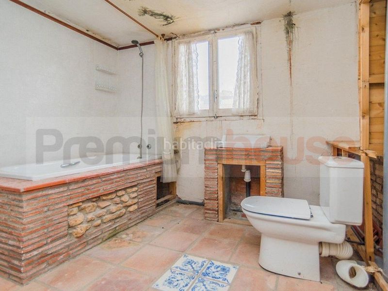 Foto b0b0bc21-ba1d-48cb-b644-613e3b3fbfcb. Casa a Móra d´Ebre