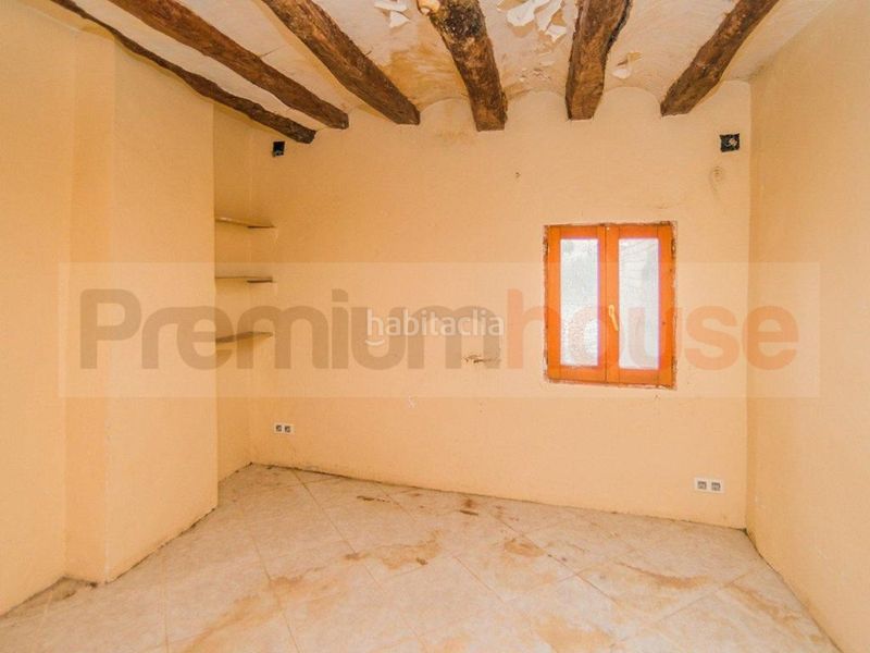 Foto ec05bdda-a280-4e94-8b17-170562c635e0. Casa a Móra d´Ebre