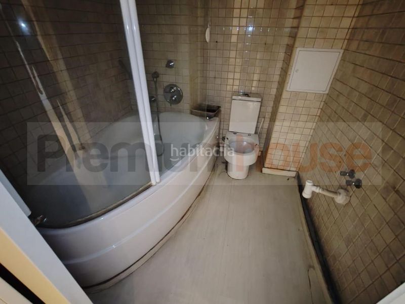 Foto 371a2078-84ef-4bed-a3b4-8e278a94797d. Pis a Centre Prat de Llobregat (El)