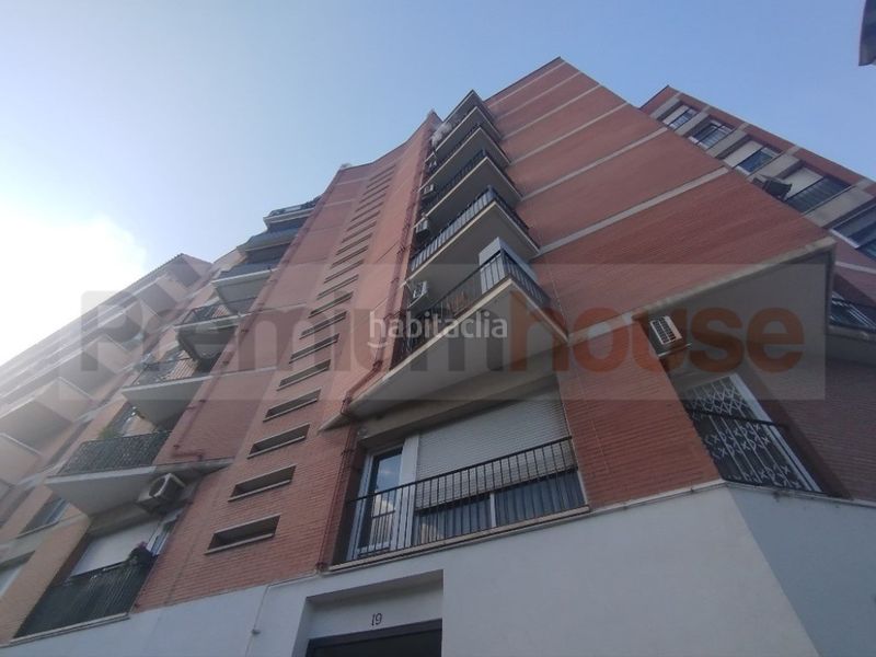 Foto 879d32d8-8184-4952-8027-eb9cb0dc6969. Pis a Sant Andreu de la Barca