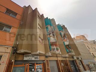 Pis  Calle escultor manolo hugue. Piso en venta en lloreda, badalona, barcelona