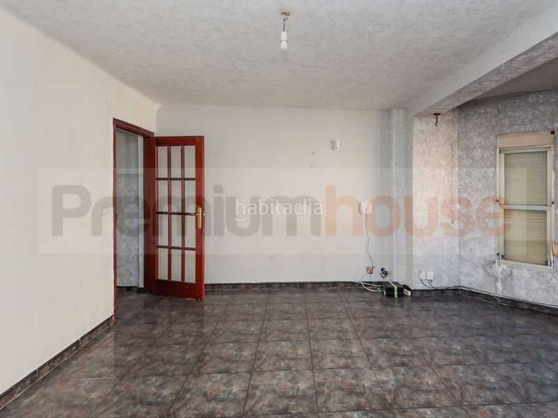 Foto 76fd6659-b9b6-41cb-8ecc-a23dd59ee36a. Pis a Ponent Reus