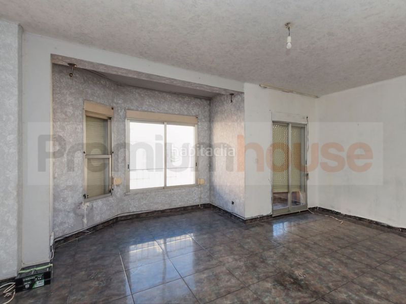 Foto 8ababc2d-f09f-4ee6-aee2-4b90a16c200b. Pis a Ponent Reus