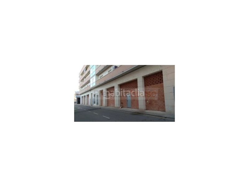 Foto f2042e20-260f-4023-bbe7-07bbd8395698. Local comercial a Móra d´Ebre