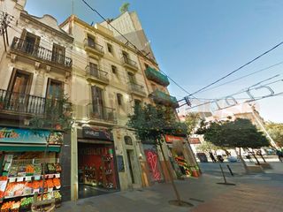 Pis  Calle sequia comtal. Piso en venta en el clot  barcelona