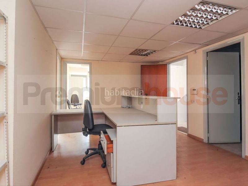 Foto 3051880a-d227-47d8-a5d5-d2c0ad7d6a48. Local comercial a Ponent Reus