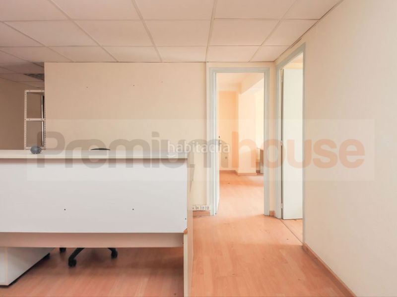 Foto 8ea6f934-4a83-4fb4-9eaf-c0295cb42bdc. Local comercial a Ponent Reus