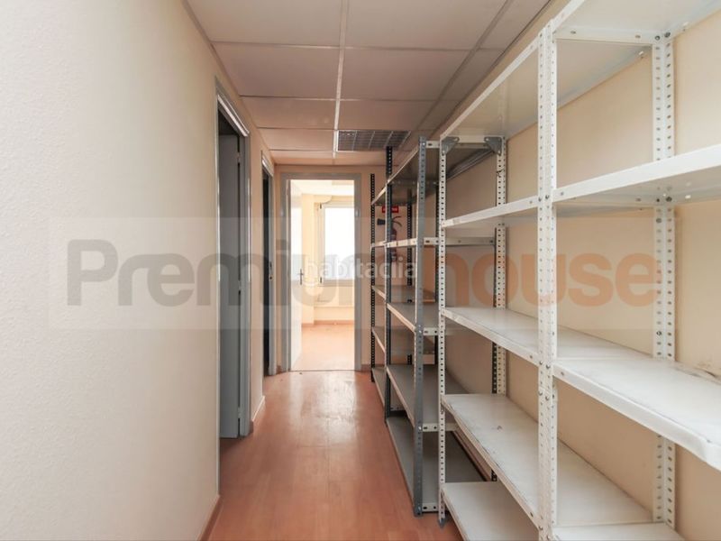 Foto e7dba354-1817-4c7e-a853-cad0411fc0b2. Local comercial a Ponent Reus
