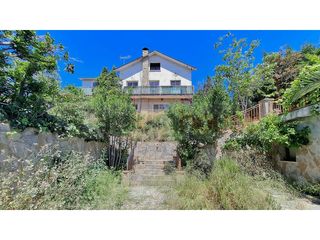 Xalet  Calle santiago rusiñol. Chalet independiente en venta en esparreguera