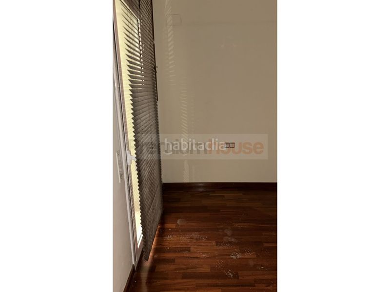 Foto bdd6db1b-dfa9-40b1-9838-6ab99c5e5722. Pis a Molins de Rei