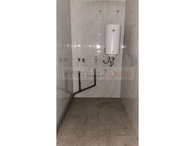 Foto ce2c4f48-11a3-4cb7-a3e7-7d33866a1e73. Pis a Molins de Rei