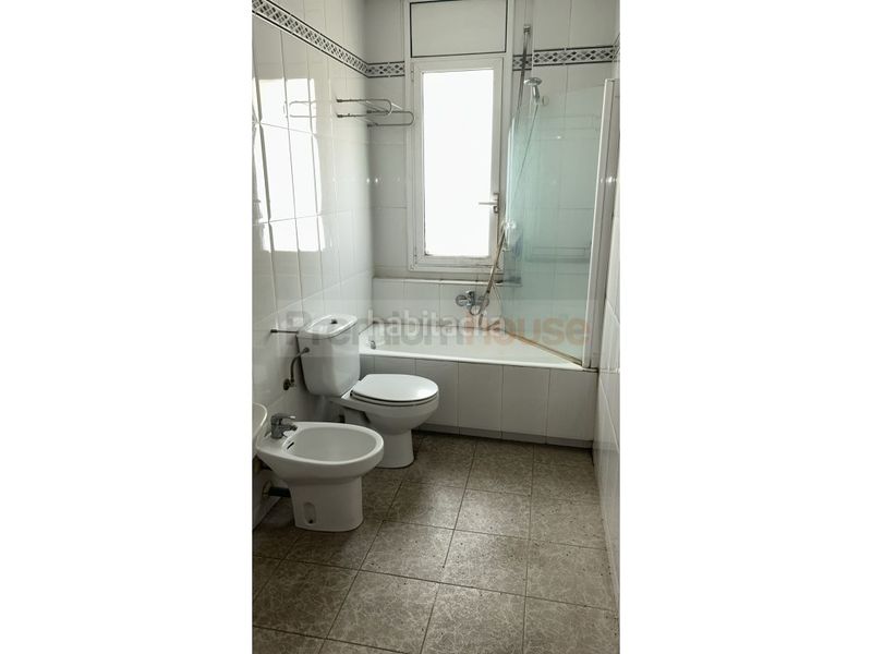 Foto f772846b-dd22-47ff-bbe4-2369d9e7505a. Pis a Molins de Rei