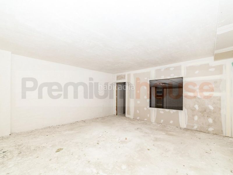 Foto 3ce117c9-63a7-4fb6-ad15-dd5b77754326. Local comercial a Centre Reus