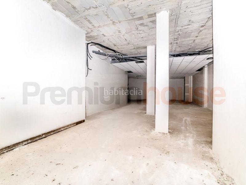 Foto 6f4959f2-dde7-44ee-89ff-f63cb9ff534c. Local comercial a Centre Reus