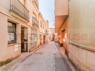 Business premise  Calle mestre roig. Conjunto de locales