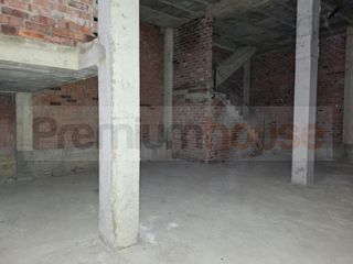 Local Comercial a Calle Alt De Sant Pere
