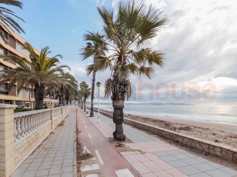 Foto 7d59a5a7-e757-4cf4-a174-c94104937e16. Pis amb piscina a Cap de Sant Pere Cambrils
