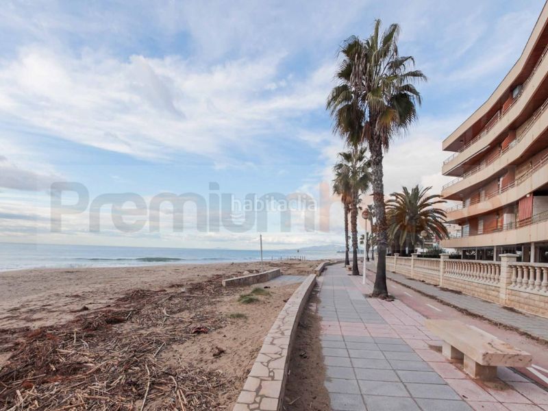 Foto a098f003-4f96-449c-abc5-a2e0ebf43fbc. Pis amb piscina a Cap de Sant Pere Cambrils