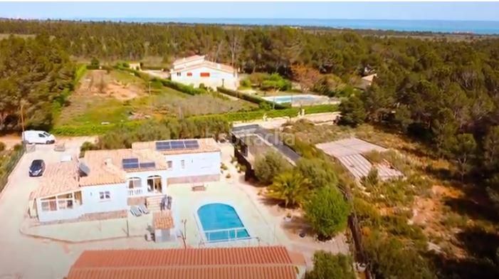 Foto e6645d64-f9d8-444f-a263-e2ee0ea3984d. Chalet con riscaldamento parcheggio piscina in Sant Jordi D´Alfama Ametlla de Mar (L´)