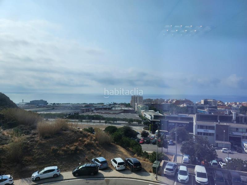 Foto 1d63263e-3217-40d7-95f9-1aacab38bbc5. Office space with parking in Pomar Badalona