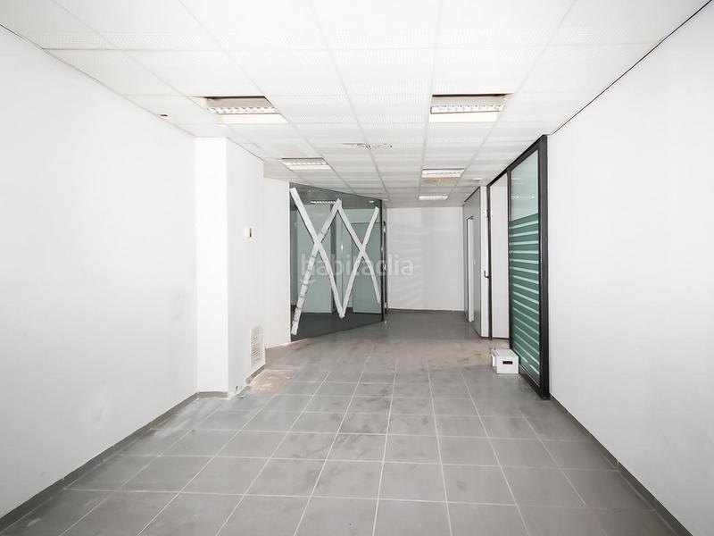 Foto 564f6158-bfcd-489a-b30b-9cc2356c3569. Local comercial a Vinyets-Molí Vell Sant Boi de Llobregat