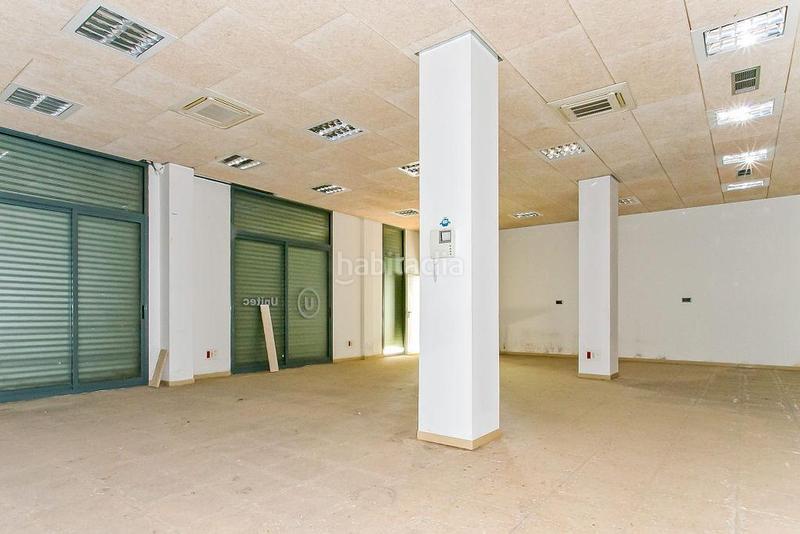 Foto e098b1e3-7bcc-4695-ae05-7494c1ab5e0b. Local comercial a Sant Cosme-La Granja Prat de Llobregat (El)