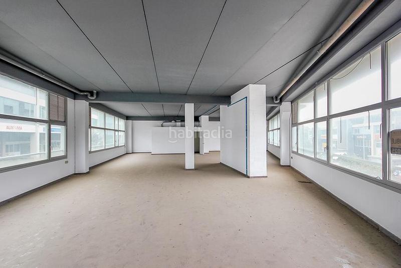 Foto 8981a947-c02c-4e2f-a0ad-72936d0cf04f. Local commercial dans Pomar Badalona