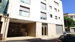 Business premise  De rafael casanova. Local en venta en viladecans