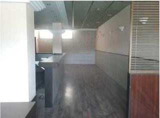 Local commercial  De francesc macià. Local en venta en olesa de montserrat