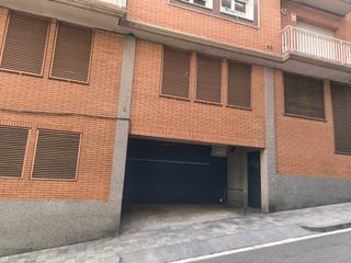 Car parking in Carrer de Castanyer 8