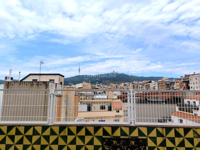 Foto 0417965d-0bd3-407c-8315-411f207cf6bc. Àtic amb xemeneia calefacció a Sant Gervasi - Bonanova Barcelona