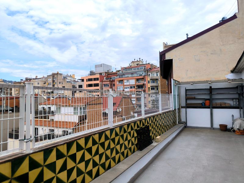 Foto 9fed6ef6-ea8b-4dc1-a9cc-cb15f7b33668. Àtic amb xemeneia calefacció a Sant Gervasi - Bonanova Barcelona